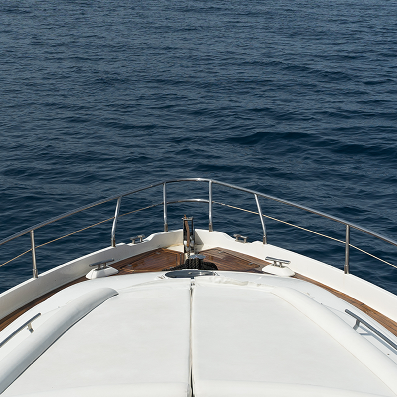 Contatti Blue Lux Yacht Charter Prenota la tua vacanza